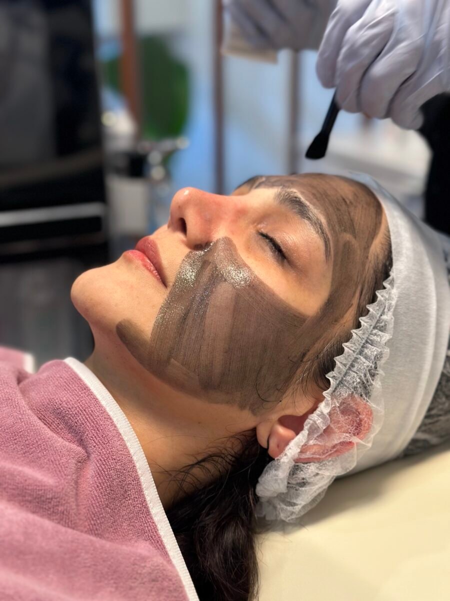 Carbon Glow Facial
